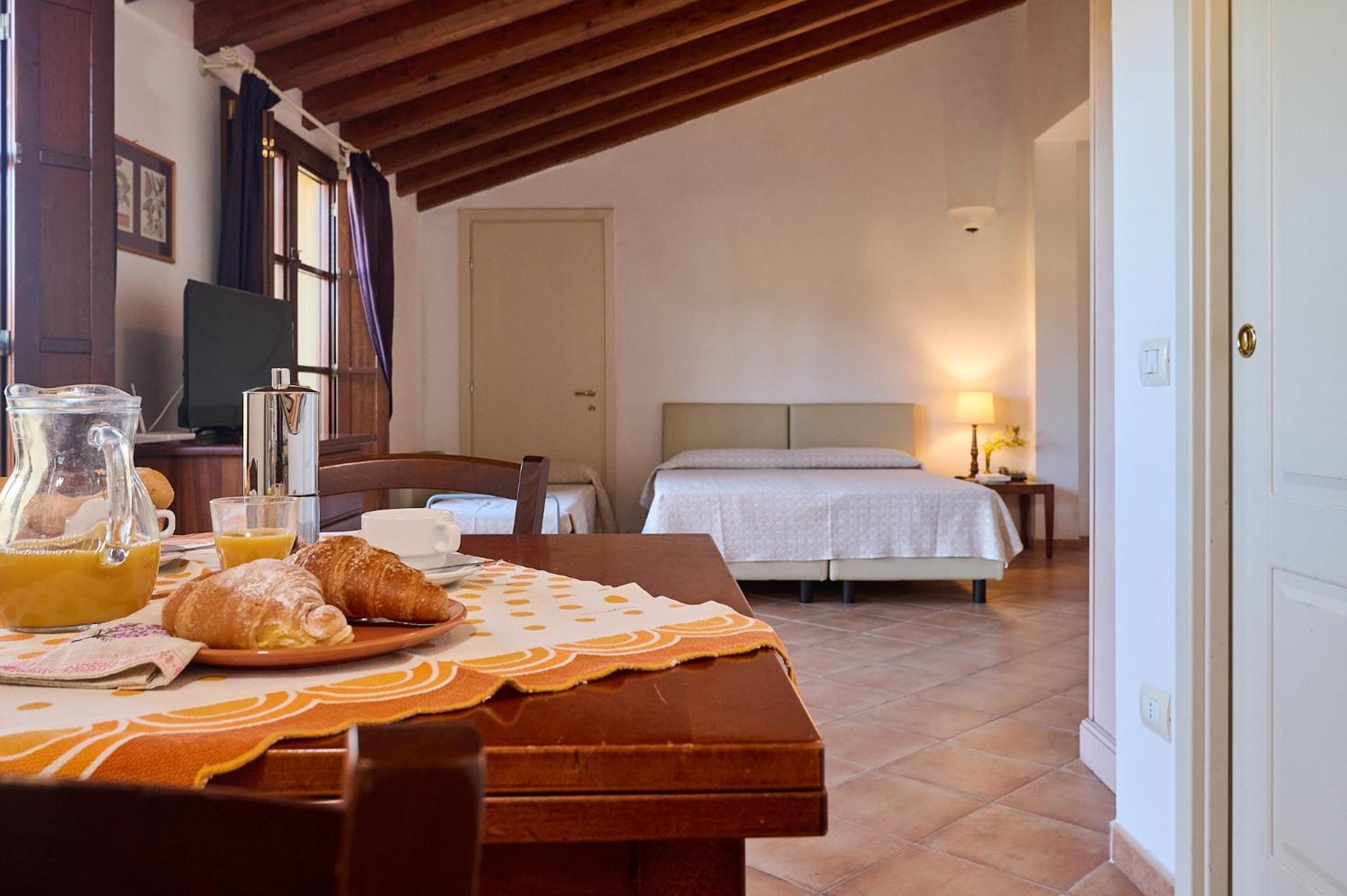 Poggio All'Agnello Sport & Active Holidays Populonia Exterior photo